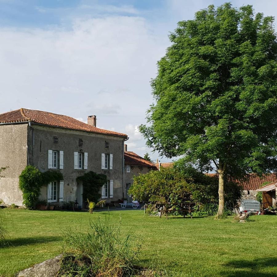 Wisteria House Bed & Breakfast Chanteloup  Exterior photo